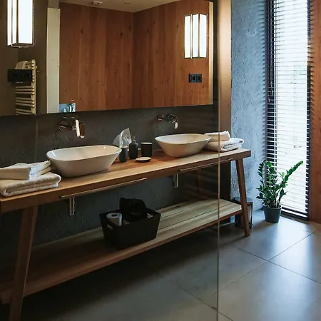 Hotel Lajver Borbirtok Szalka