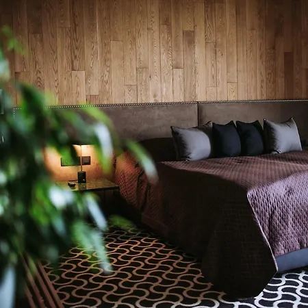 Lajver Borbirtok Hotel