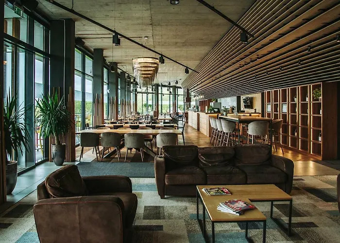 Lajver Borbirtok Hotel *